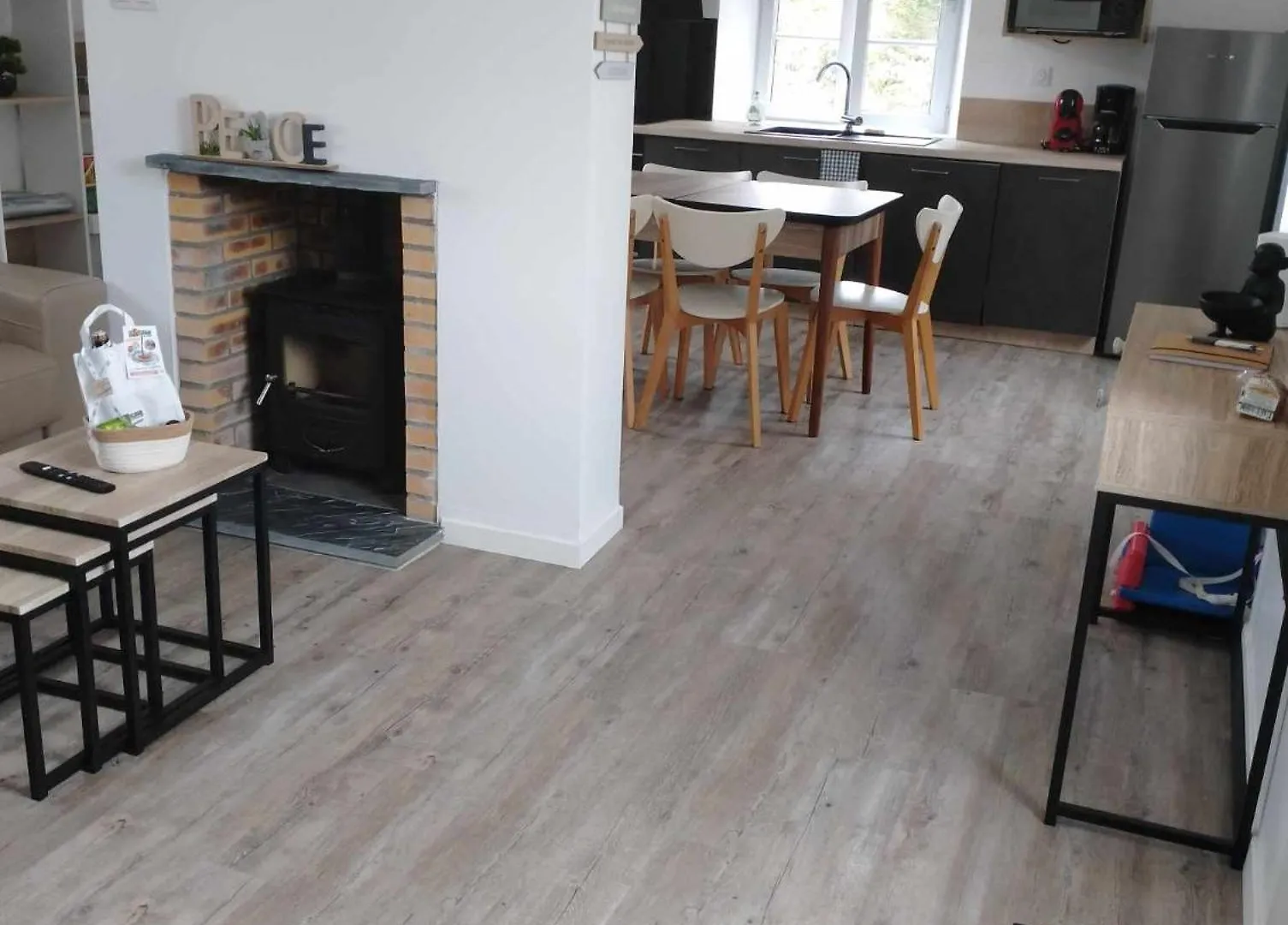 Gite Garde-Barriere 2 Chambres Saint-Guen Holiday home