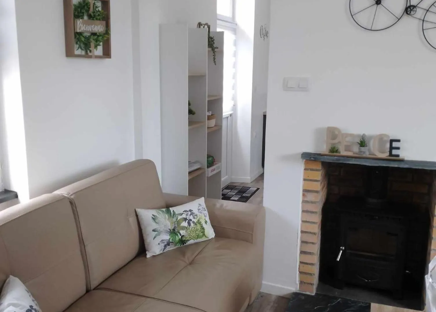 Gite Garde-Barriere 2 Chambres Saint-Guen Francia